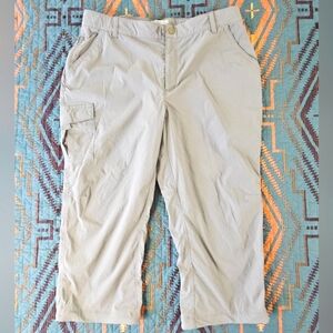 L.L.BEAN Womans Capris‎